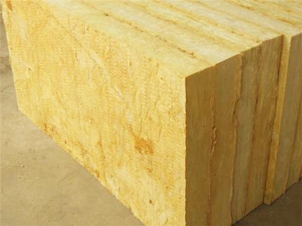 ɽ���r�ް�